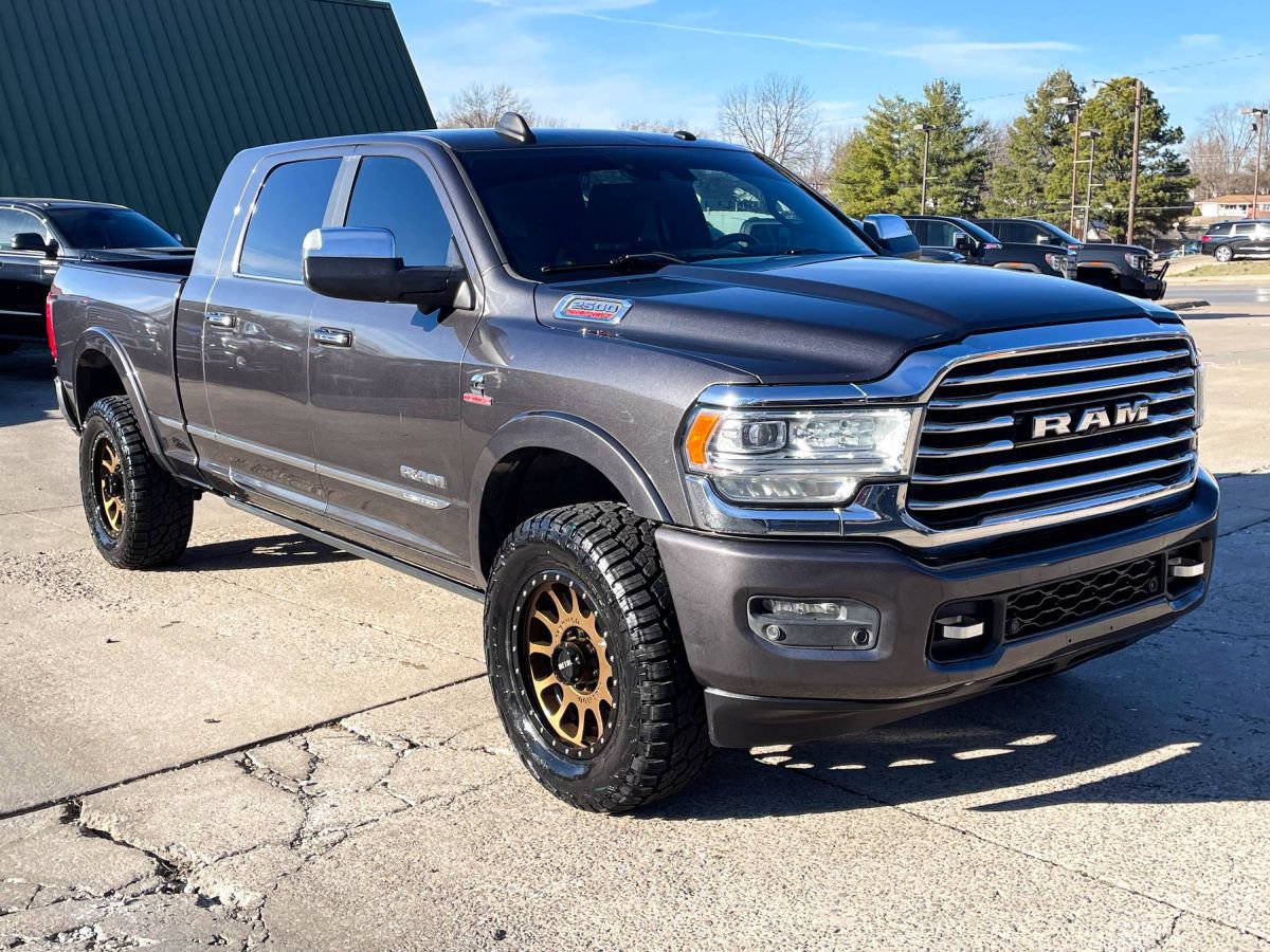 Used 2019 RAM 2500 Limited AWD/4WD image 2