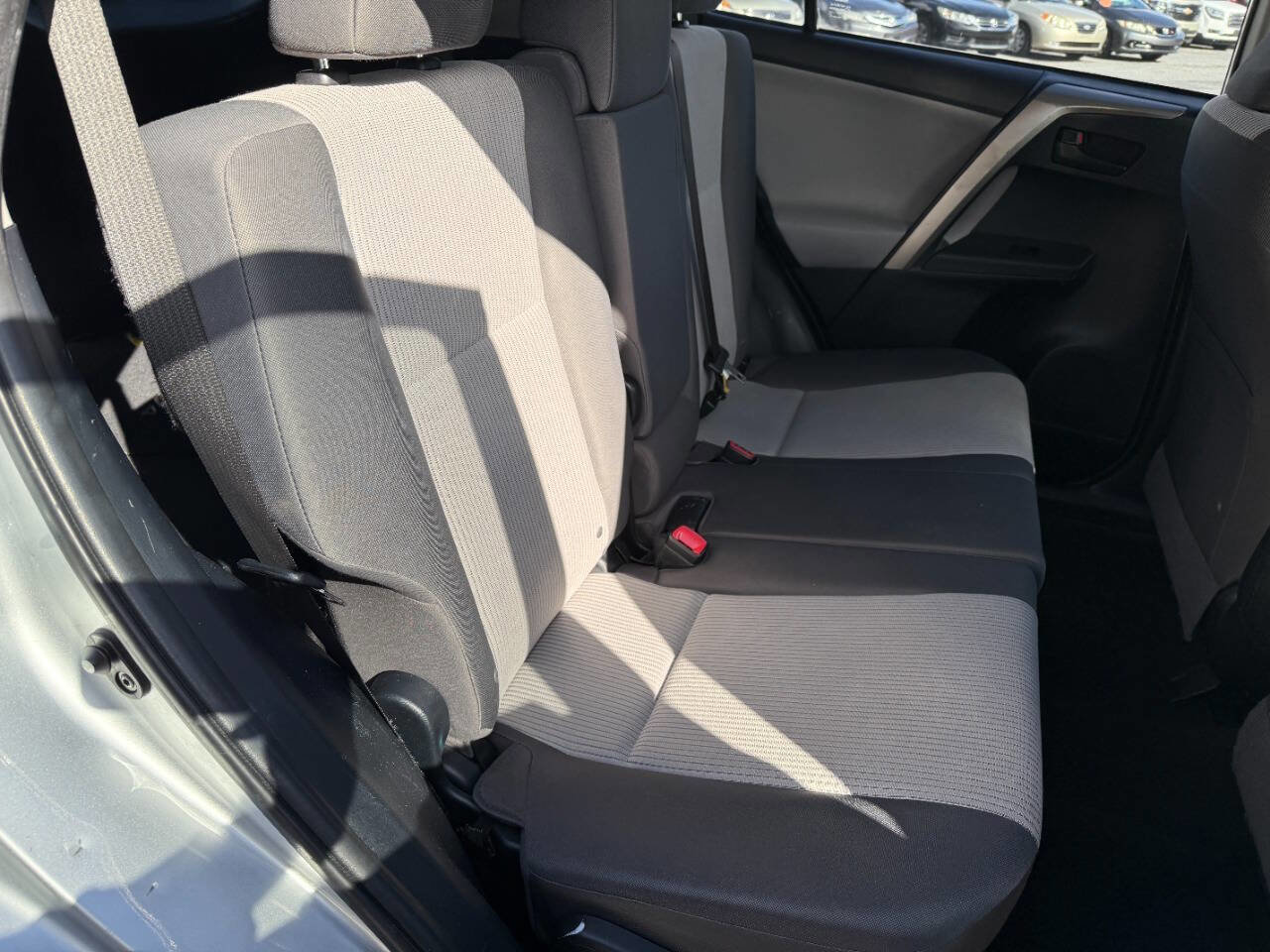 Used 2015 Toyota RAV4 LE image 26