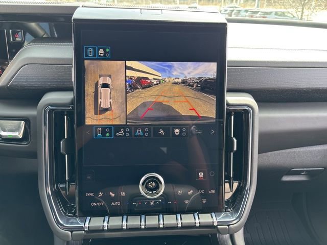 New 2026 GMC Yukon AT4 Ultimate w/ LPO, Illumination Package image 3