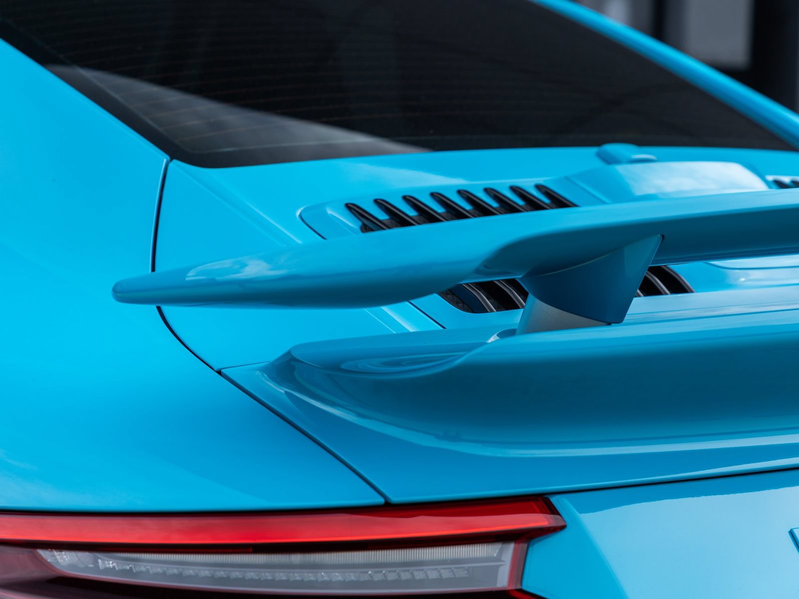 Certified 2017 Porsche 911 Turbo S AWD/4WD image 18