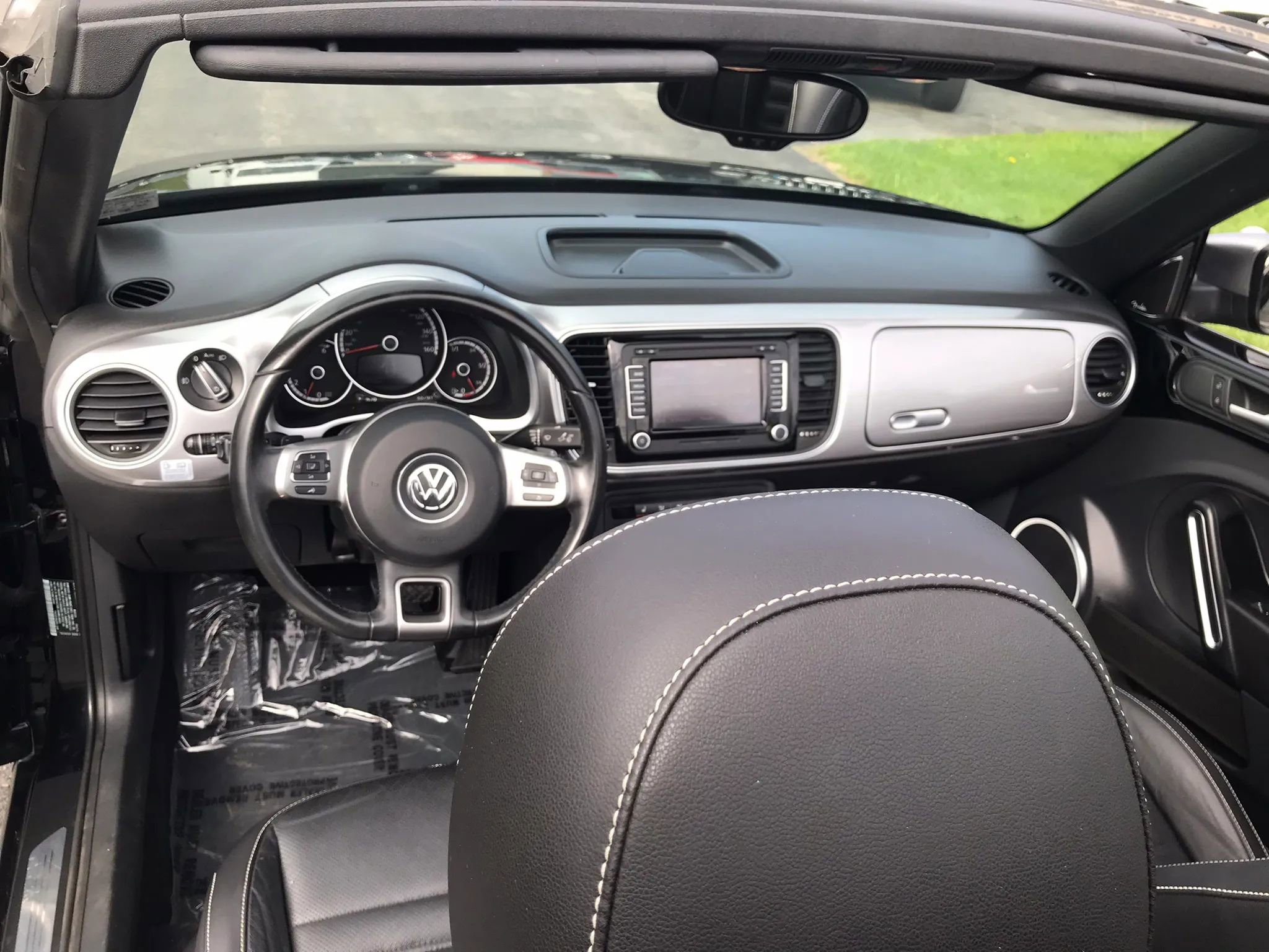 Used 2014 Volkswagen Beetle TDI FWD image 35