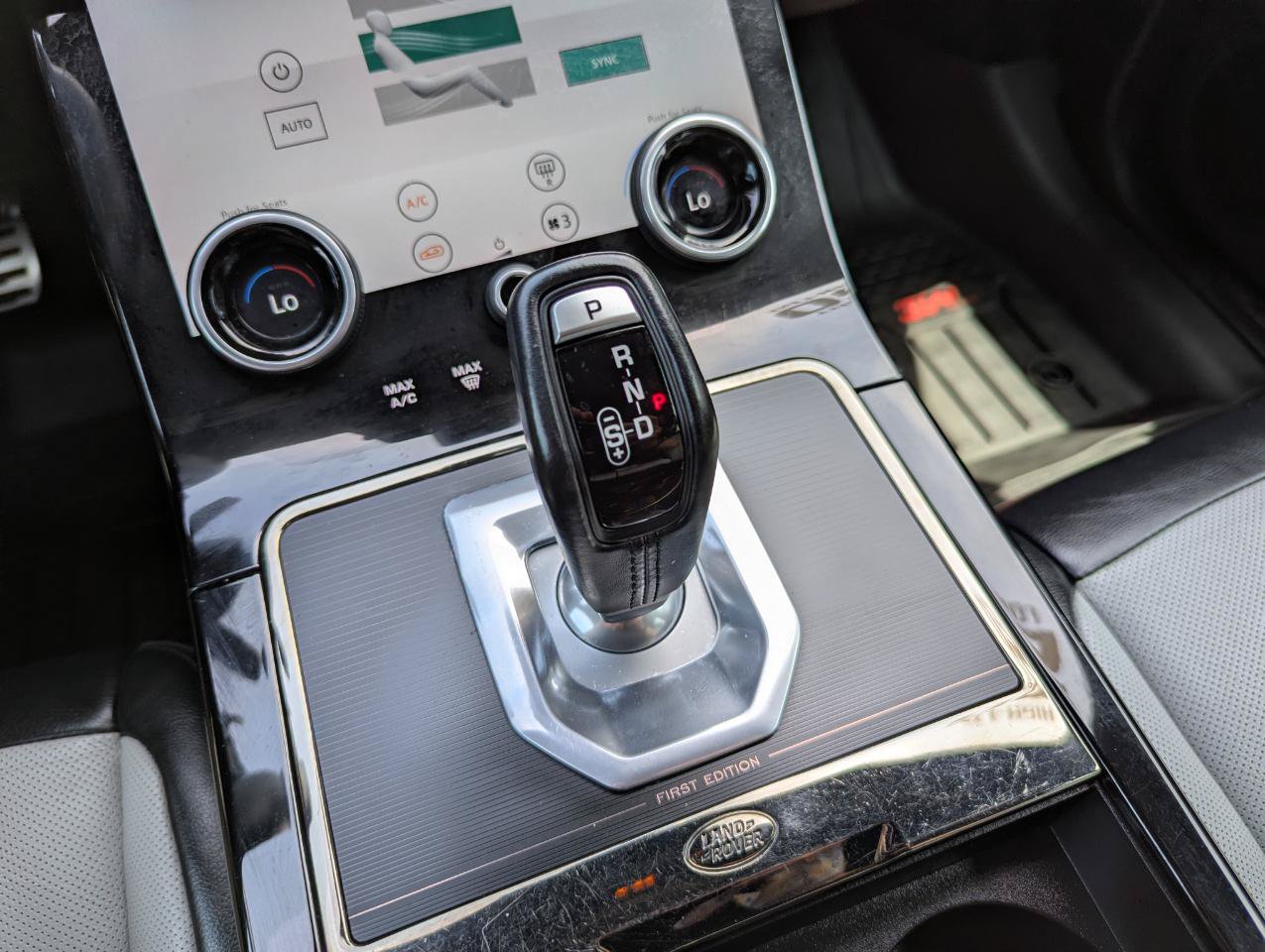 Used 2020 Land Rover Range Rover Evoque First Edition AWD/4WD image 24
