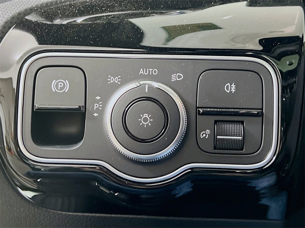 New 2025 Mercedes-Benz CLA 45 AMG 4MATIC image 10