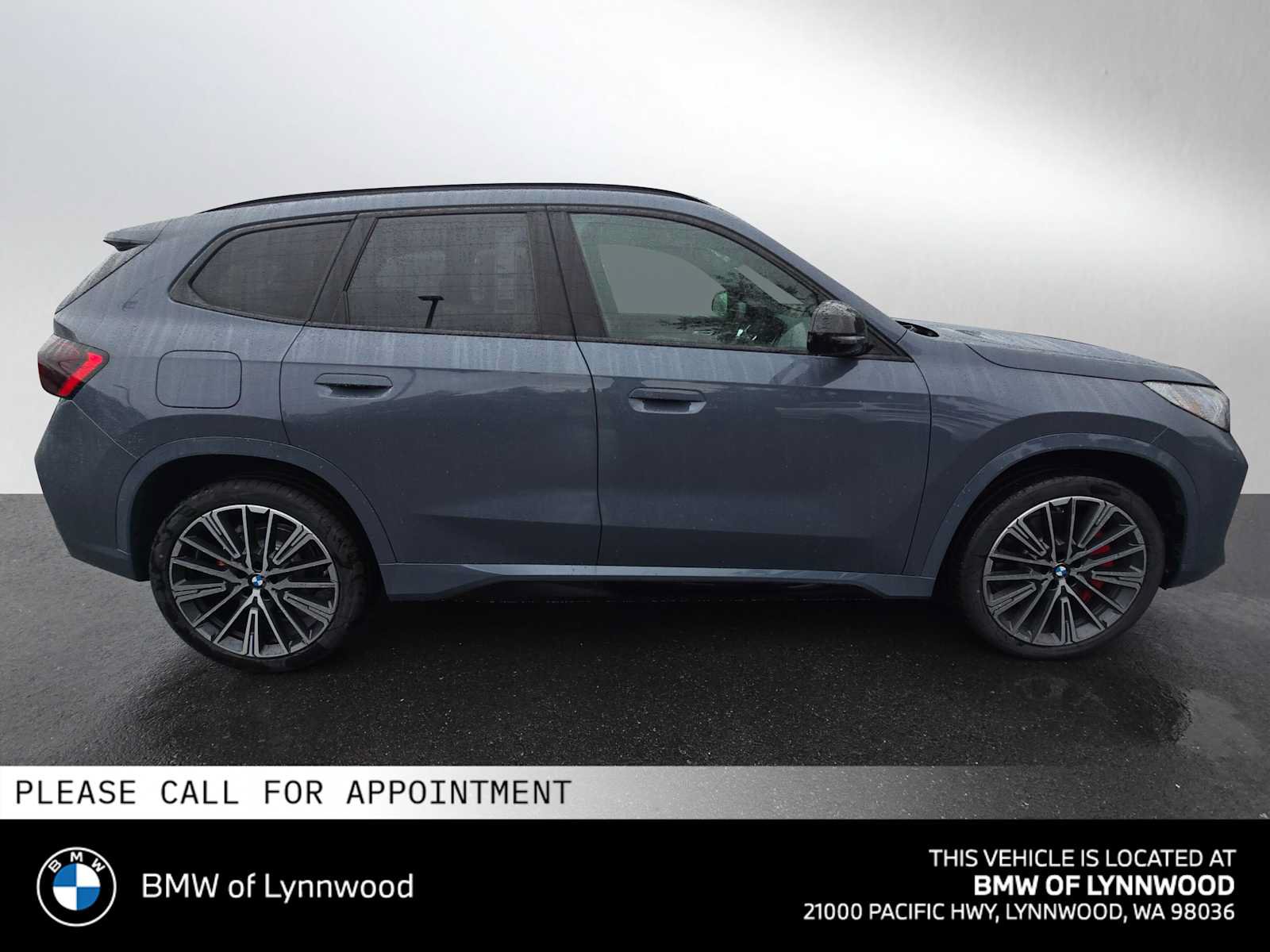 New 2026 BMW X1 xDrive28i w/ Technology Package AWD/4WD image 2