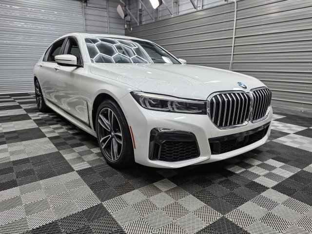 Used 2021 BMW 750i xDrive w/ M Sport Package AWD/4WD image 4