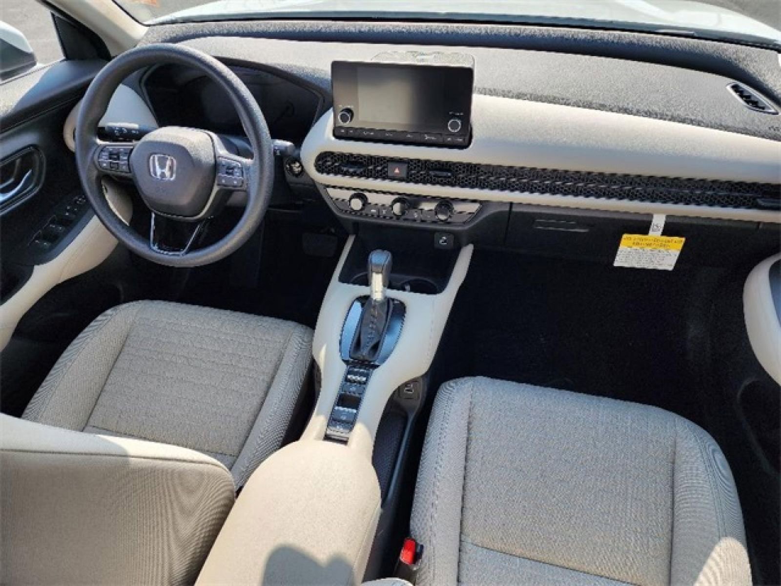 Used 2025 Honda HR-V LX image 11