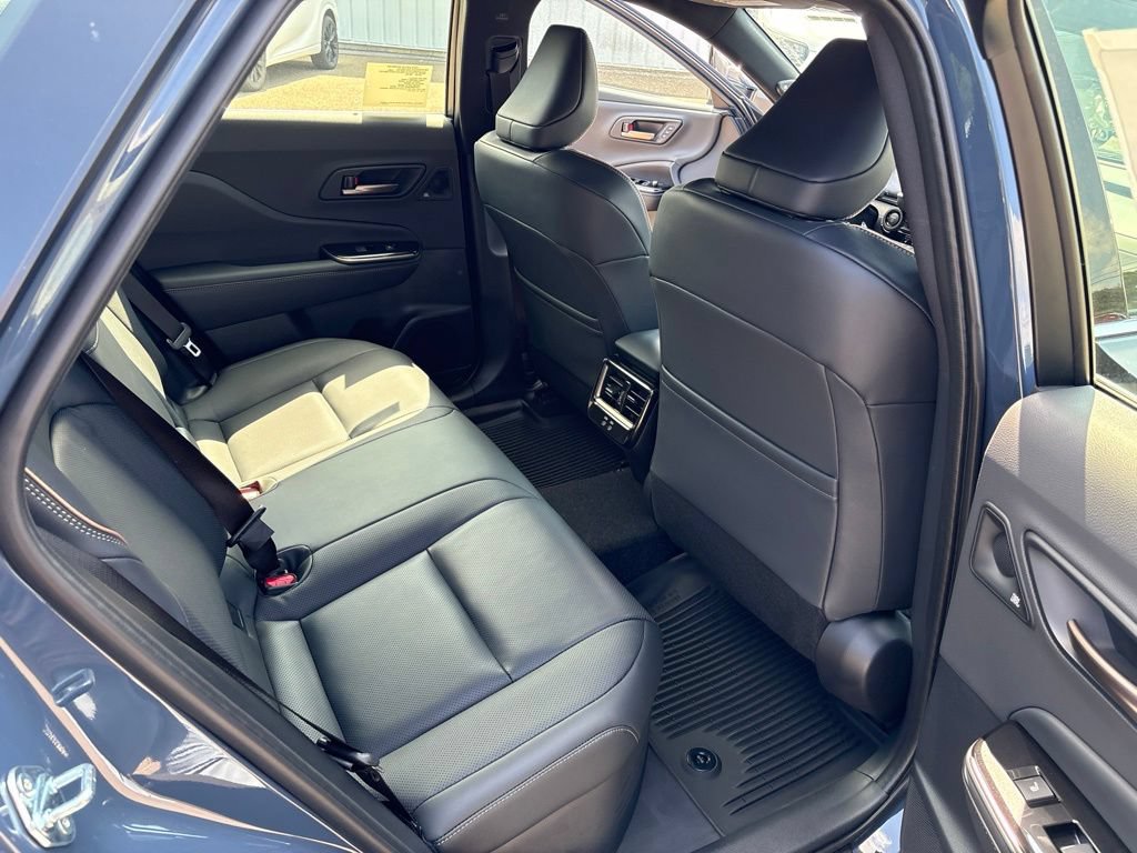Used 2026 Toyota Crown Signia AWD/4WD image 17