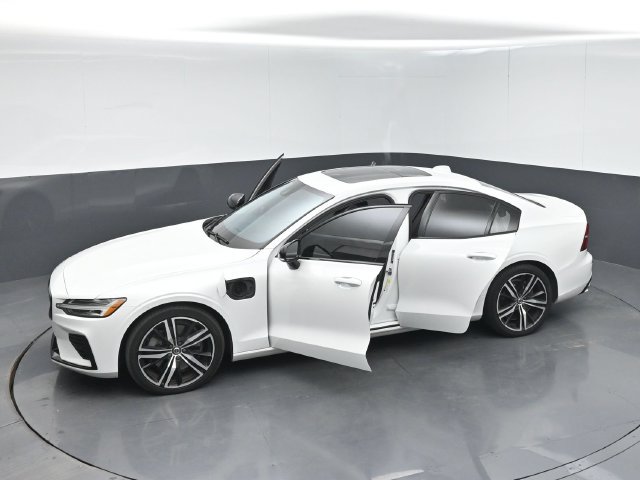 Used 2021 Volvo S60 T8 R-Design Expression w/ Premium Package AWD/4WD image 57