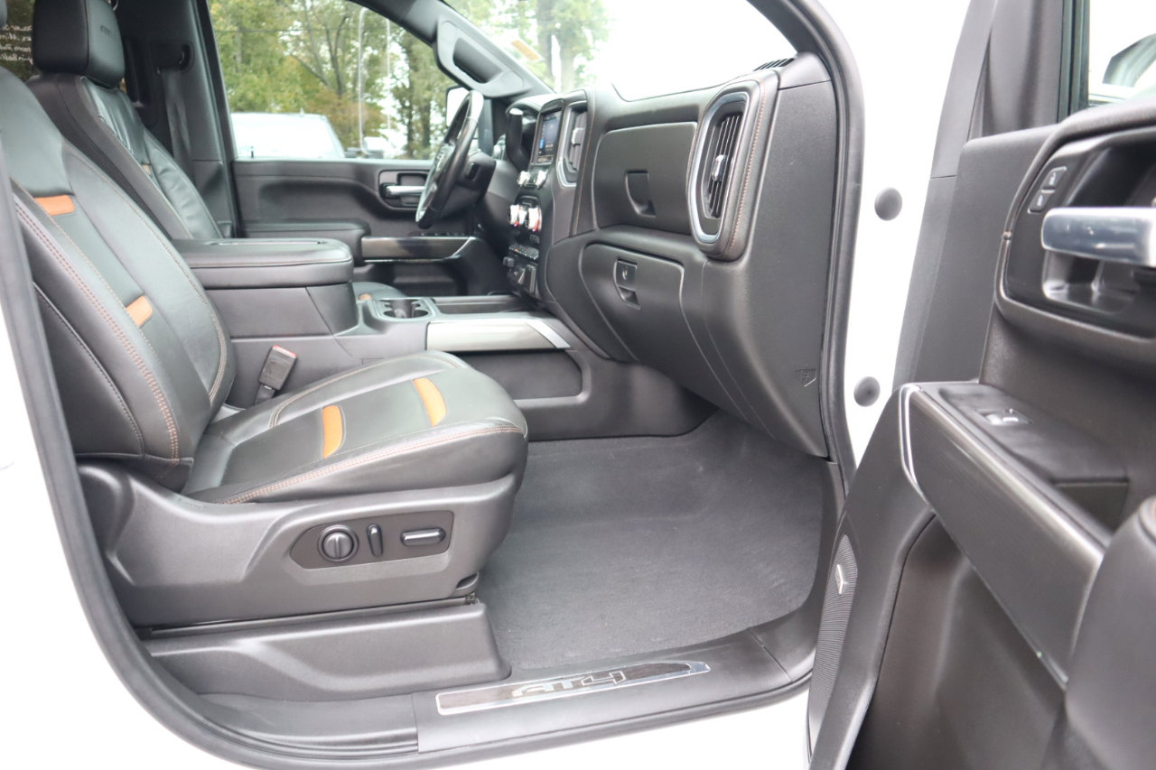 Used 2020 GMC Sierra 2500 AT4 w/ AT4 Premium Package image 17