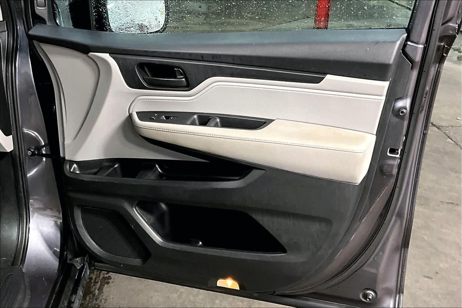 Used 2018 Honda Odyssey EX-L image 22