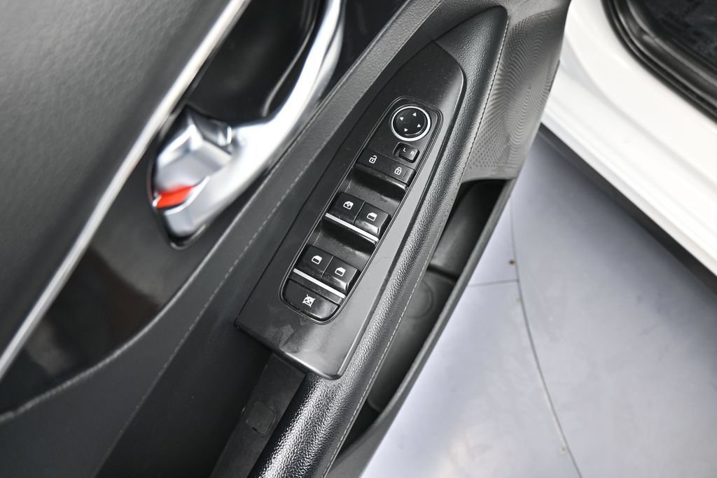 Used 2024 Kia Forte GT-Line w/ GT-Line Premium Package FWD image 15