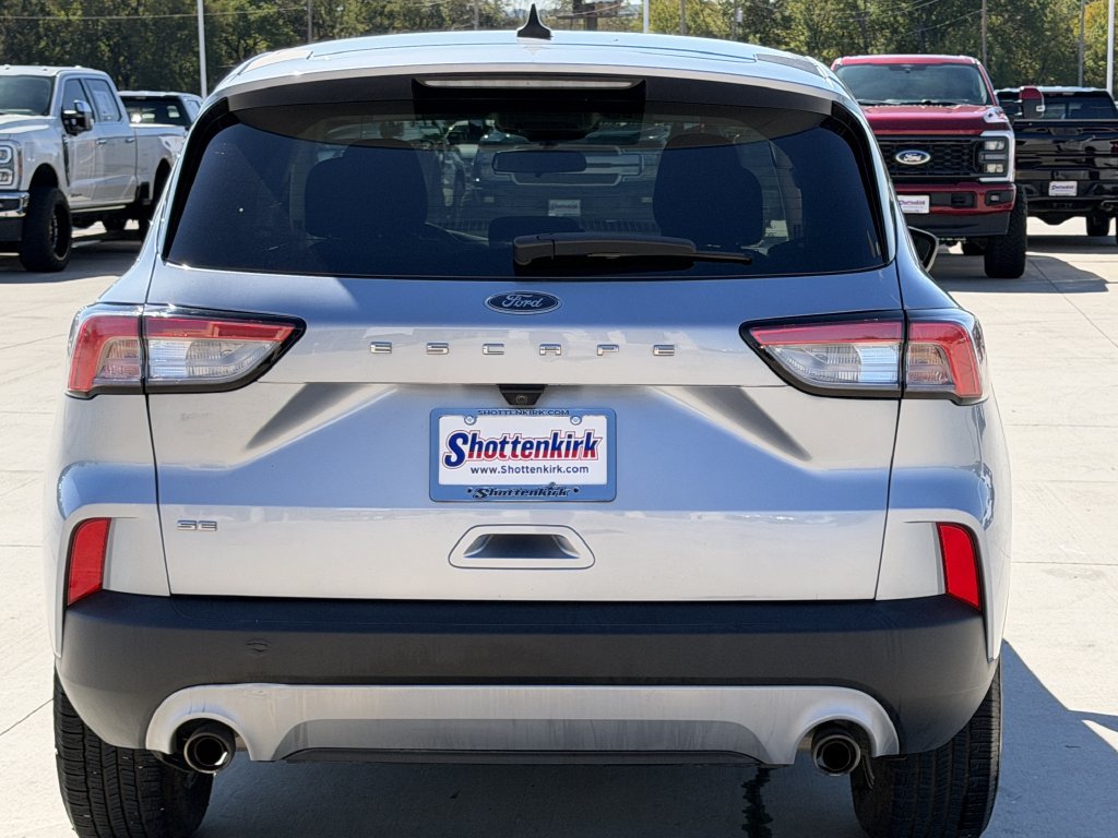 Used 2022 Ford Escape SE w/ Convenience Package FWD image 5