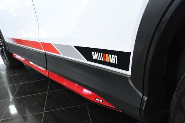 Used 2024 Mitsubishi Eclipse Cross Ralliart AWD/4WD image 12