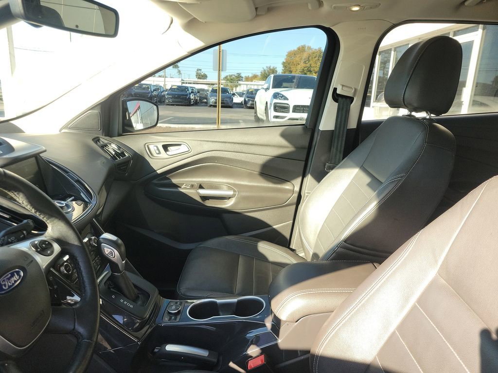 Used 2014 Ford Escape Titanium w/ Equipment Group 401A image 18