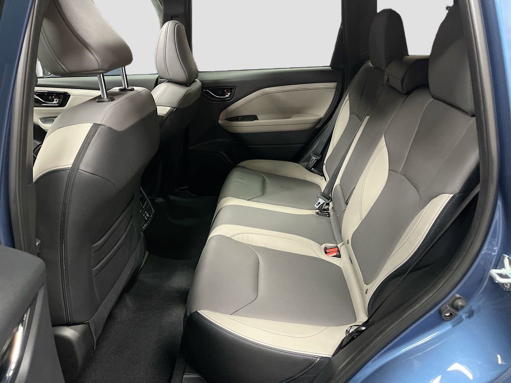 Used 2025 Subaru Forester Limited image 26