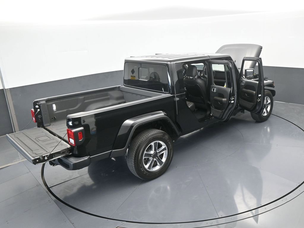 Used 2024 Jeep Gladiator Sport w/ Premium Package image 66