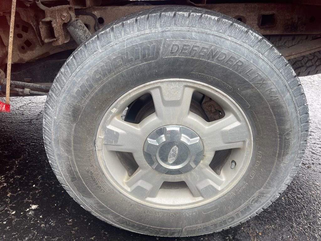 Used 2011 Ford F150 XLT w/ XLT Convenience Pkg image 13