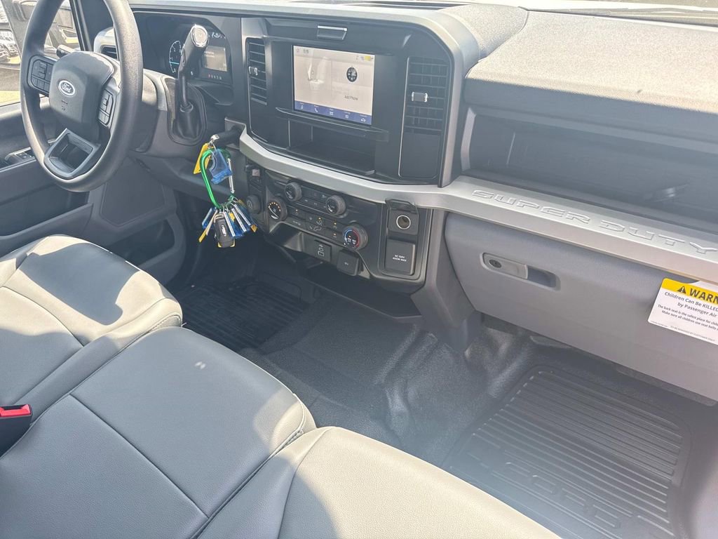 New 2025 Ford F350 XL w/ XL Chrome Package image 30