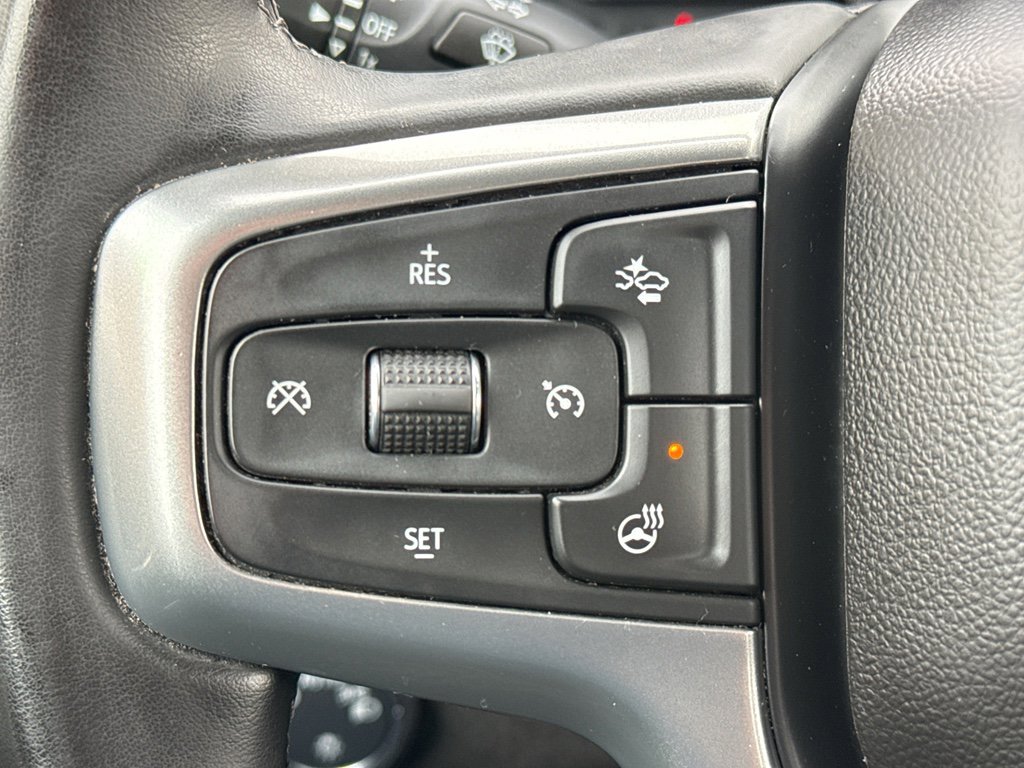 Used 2025 Chevrolet Silverado 1500 LT AWD/4WD image 25