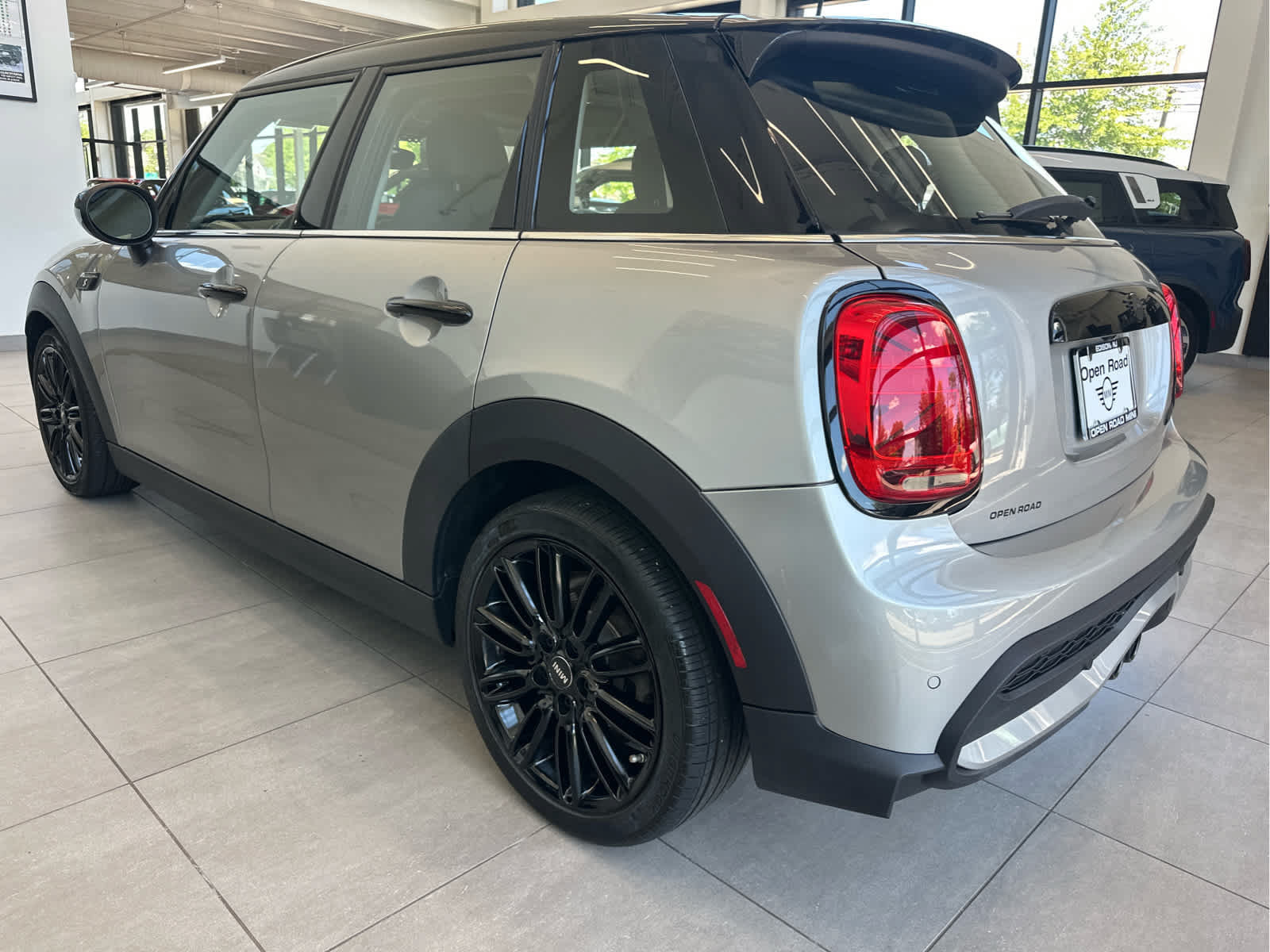 Used 2024 MINI Cooper S FWD image 3