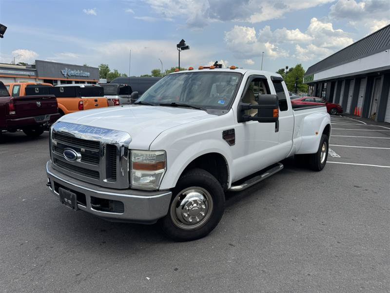 Used 2008 Ford F350 Lariat RWD image 1