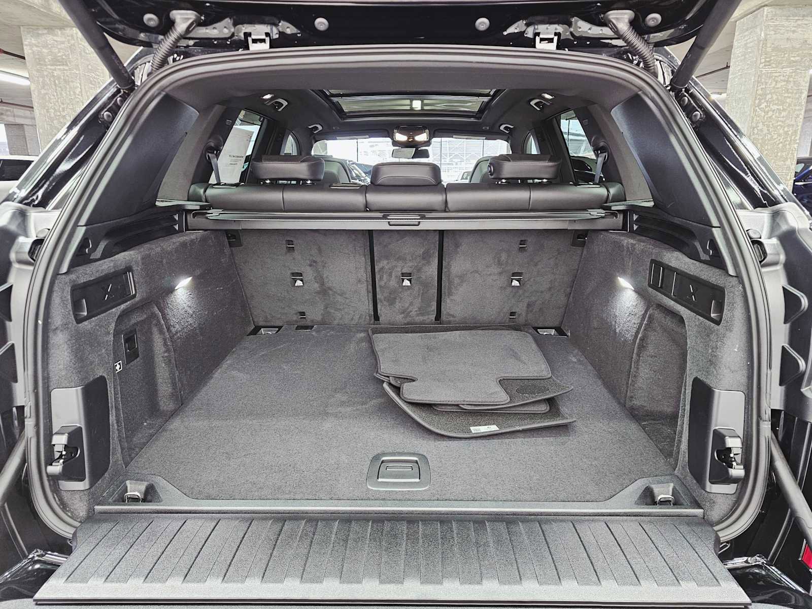 New 2026 BMW X5 M60i image 28