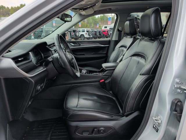 Used 2021 Jeep Grand Cherokee L Limited AWD/4WD image 14