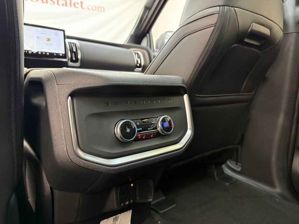 New 2025 Ford Expedition Tremor image 22