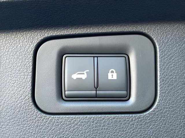 New 2026 Nissan Armada PRO-4X w/ Captain's Chari Seat Package image 34