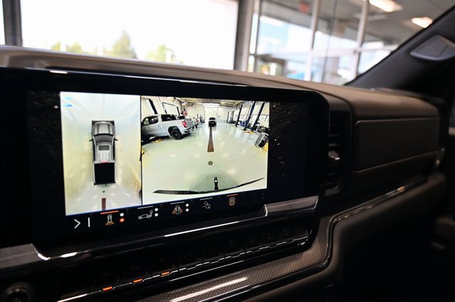 Used 2024 Chevrolet Silverado 1500 ZR2 w/ Technology Package image 16