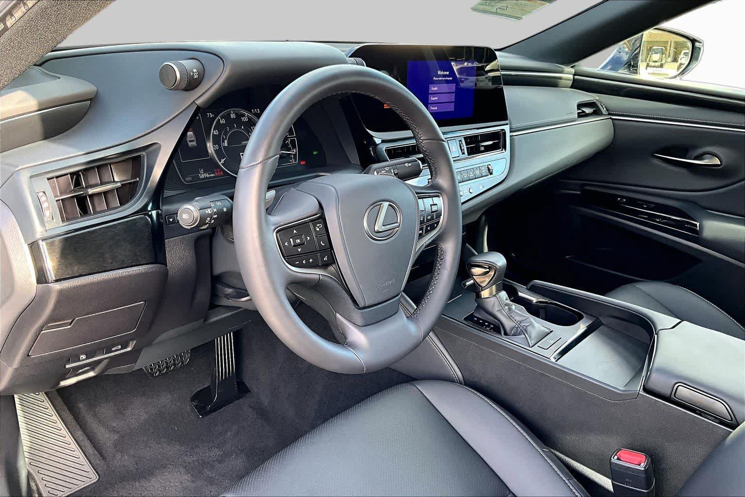 Certified 2025 Lexus ES 350 w/ Accessory Package (Z1) FWD image 16