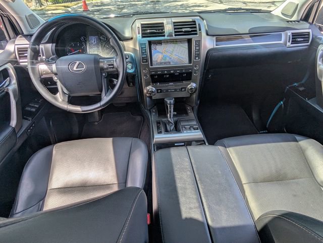 Used 2018 Lexus GX 460 w/ Navigation Package AWD/4WD image 13