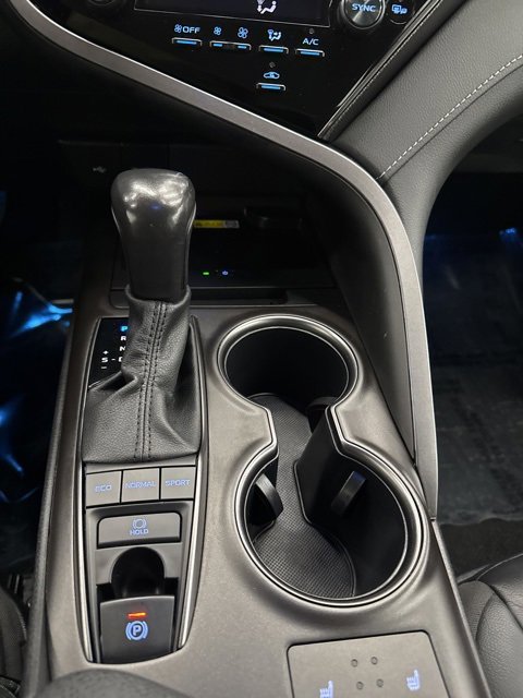 Used 2024 Toyota Camry XSE image 17