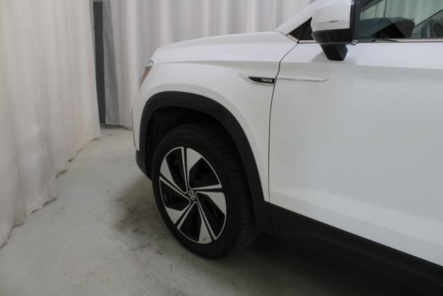 Used 2024 Volkswagen Taos SE AWD/4WD image 29