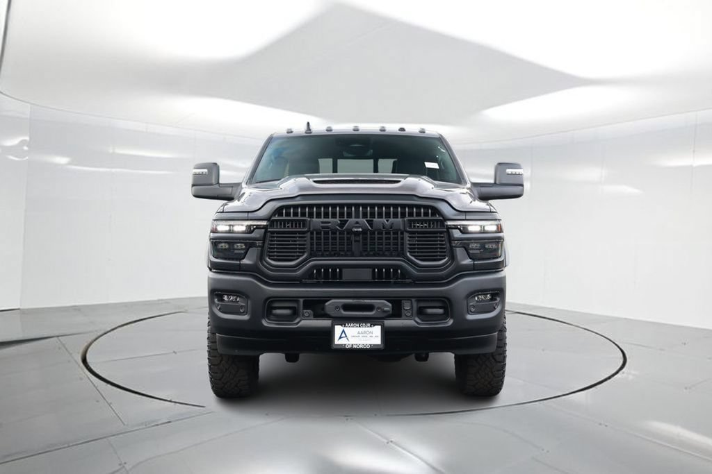 New 2026 RAM 2500 4x4 Crew Cab image 4