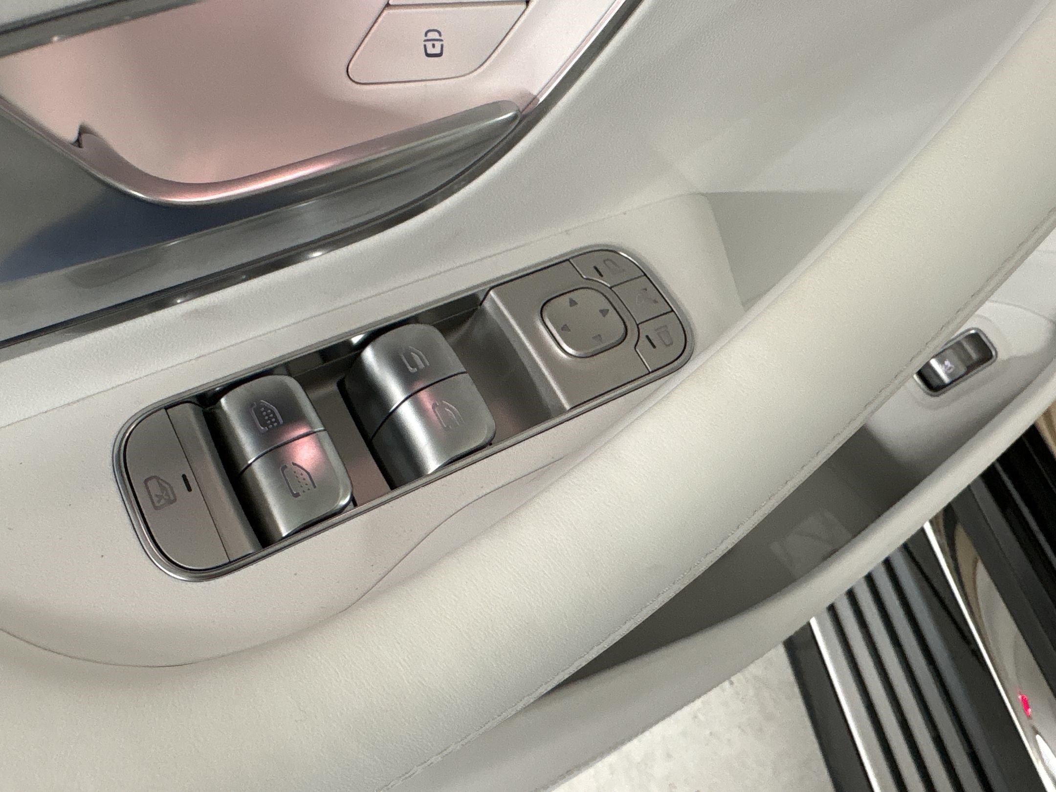 New 2026 Mercedes-Benz Maybach GLS 600 4MATIC image 25