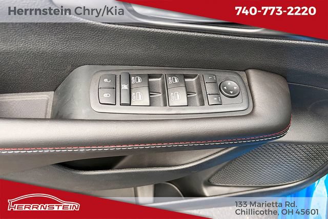 New 2027 Chrysler Pacifica Select FWD image 12