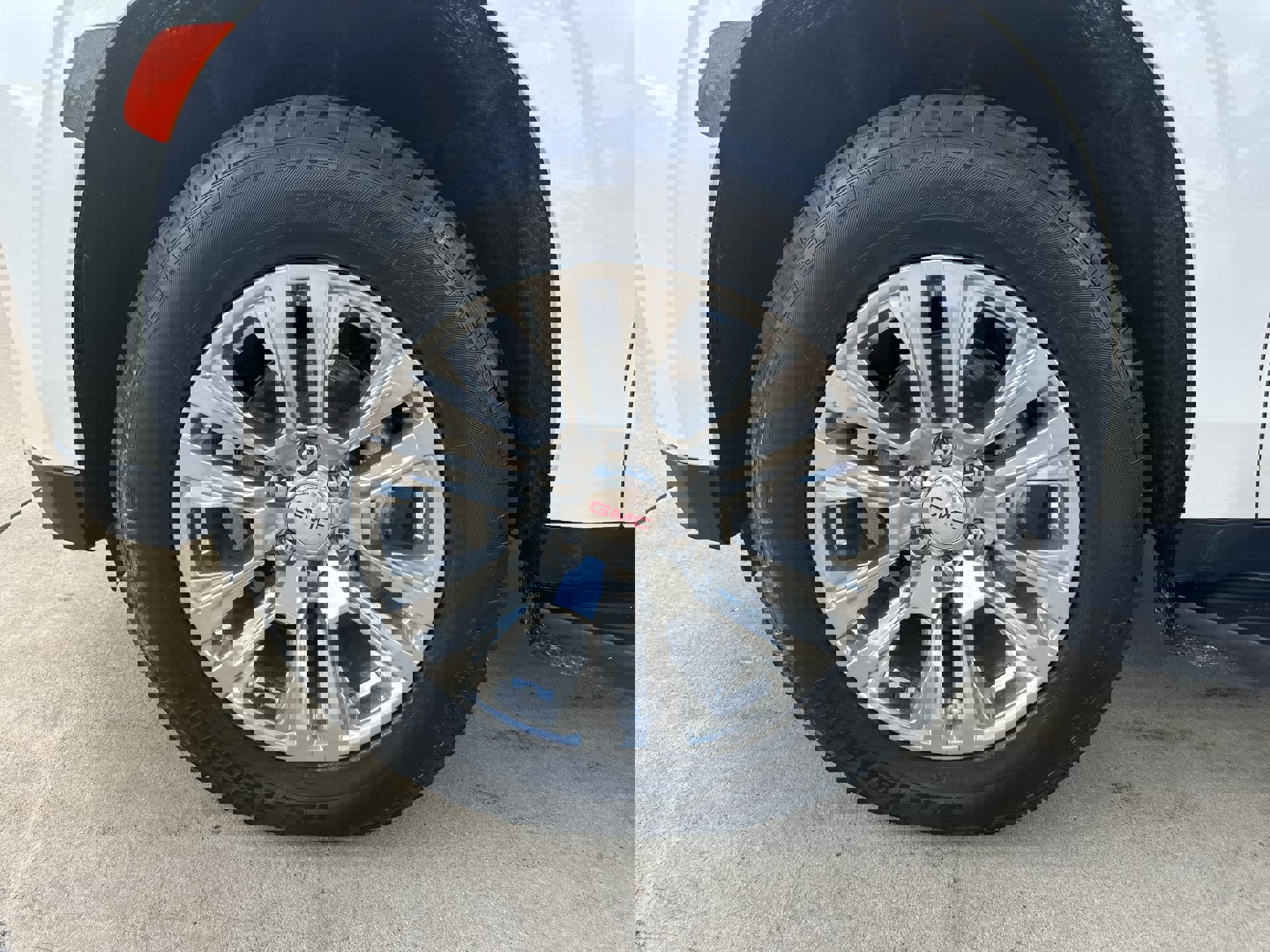 Certified 2023 GMC Yukon XL Denali image 76