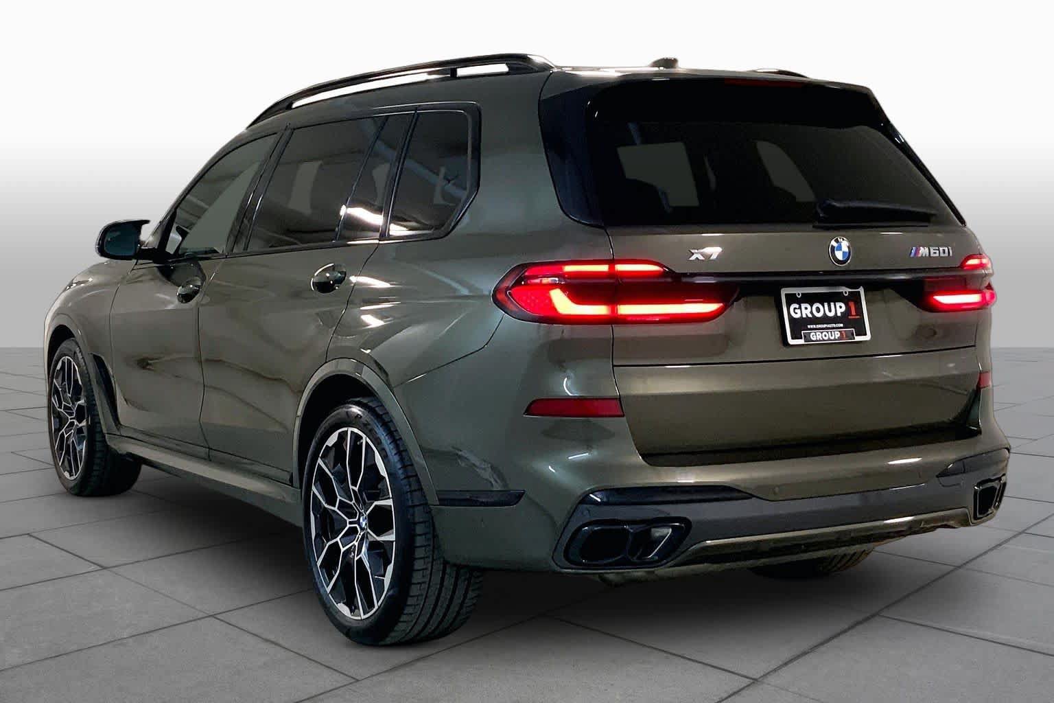 Used 2025 BMW X7 M60i AWD/4WD image 11