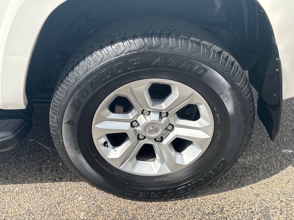 Used 2022 Toyota 4Runner SR5 Premium image 42