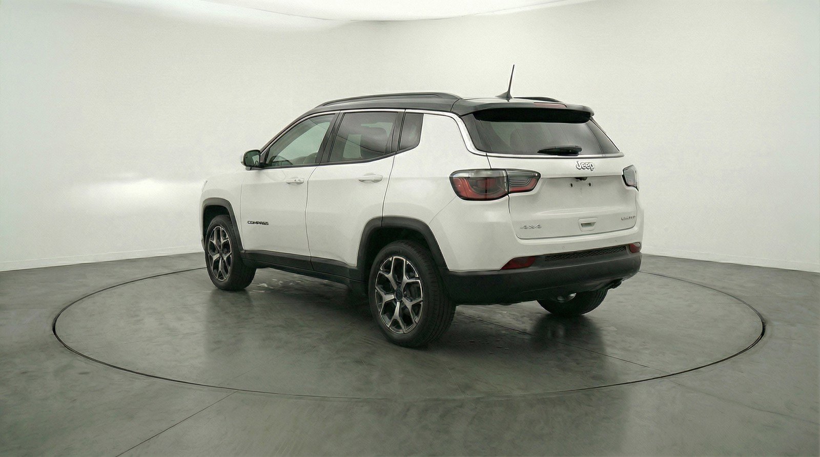 Used 2025 Jeep Compass Limited AWD/4WD image 6