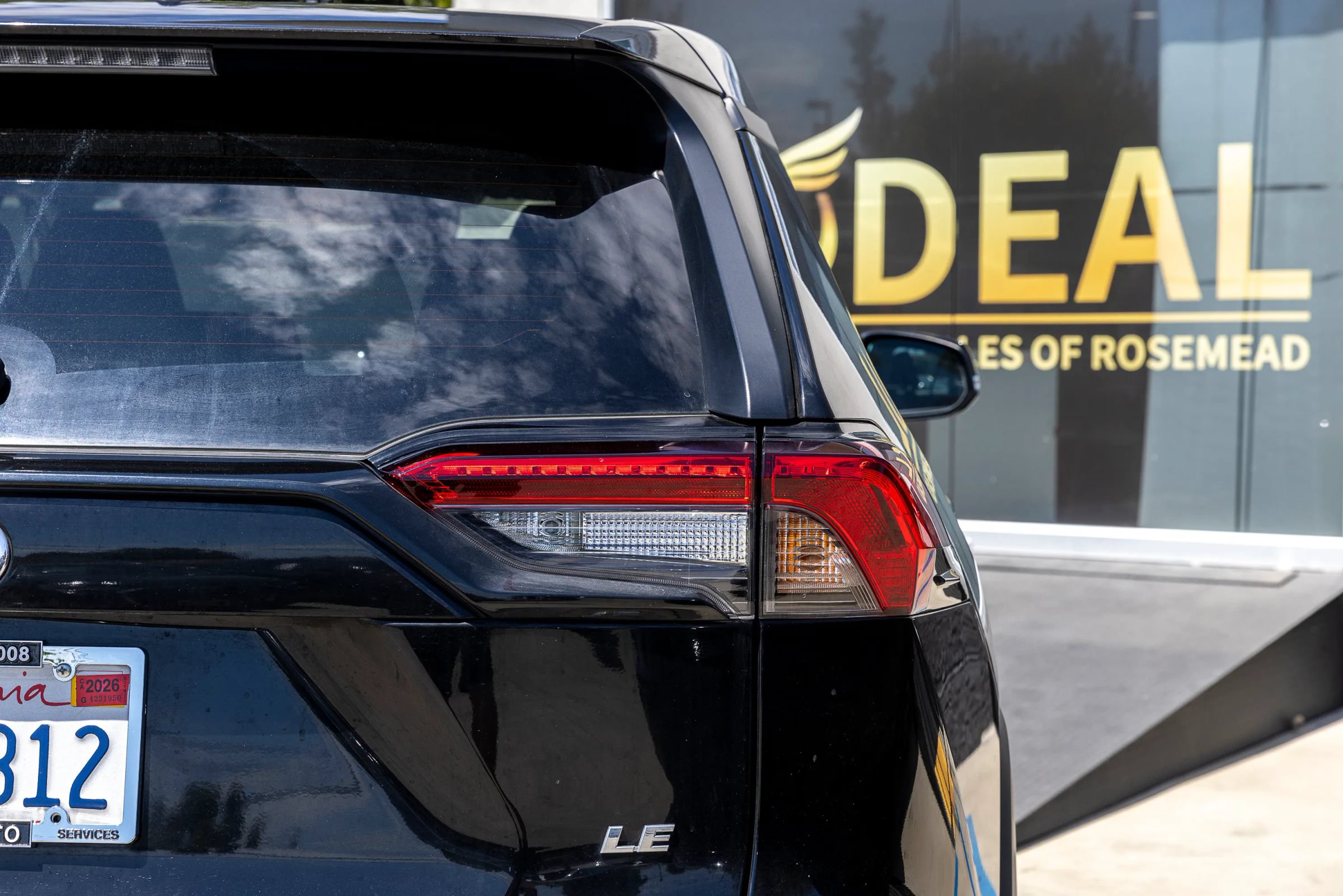 Used 2024 Toyota RAV4 LE FWD image 11