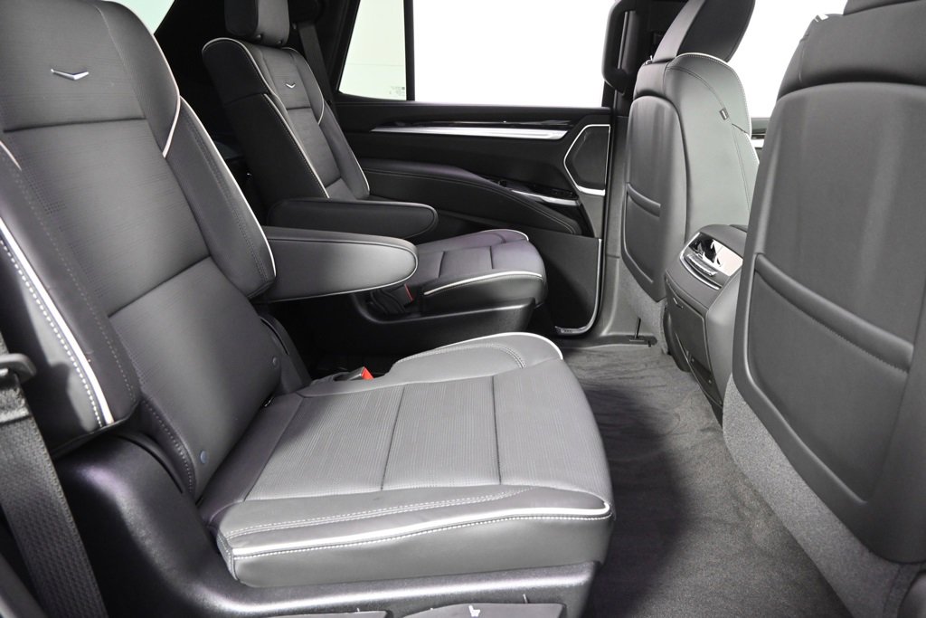 New 2026 Cadillac Escalade Luxury image 18