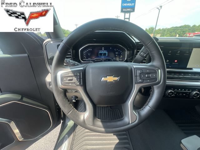Used 2023 Chevrolet Silverado 1500 LT AWD/4WD image 17