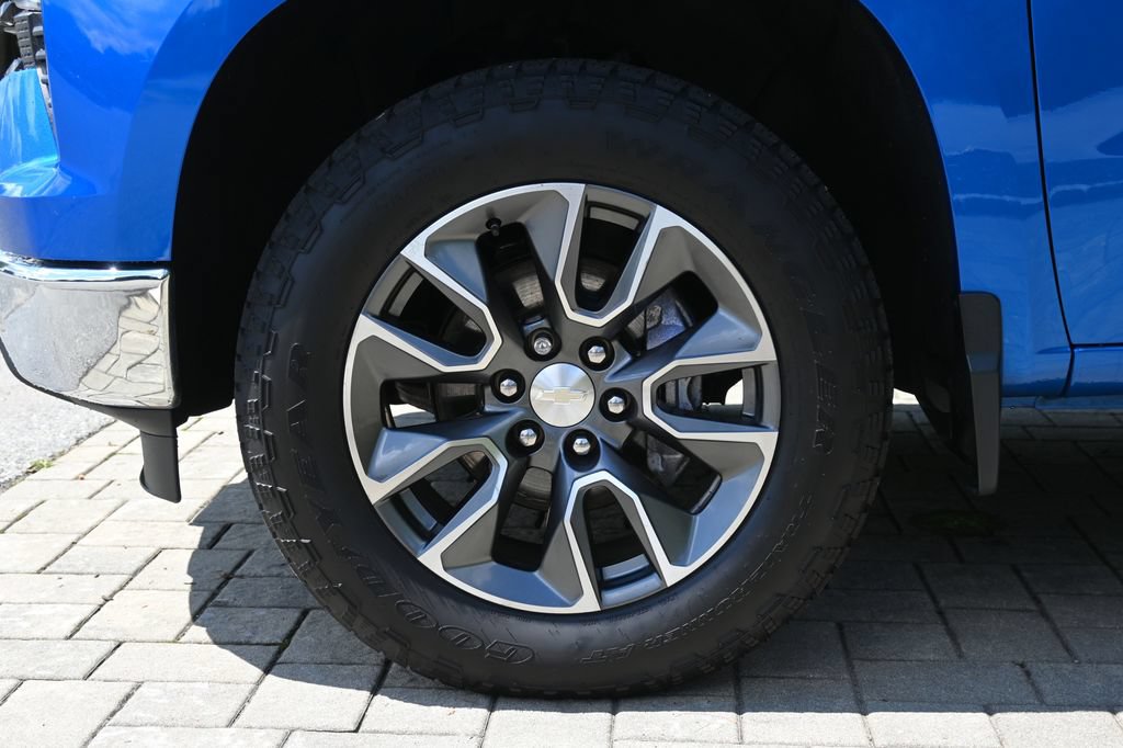 Used 2022 Chevrolet Silverado 1500 LT w/ All Star Edition Plus AWD/4WD image 12