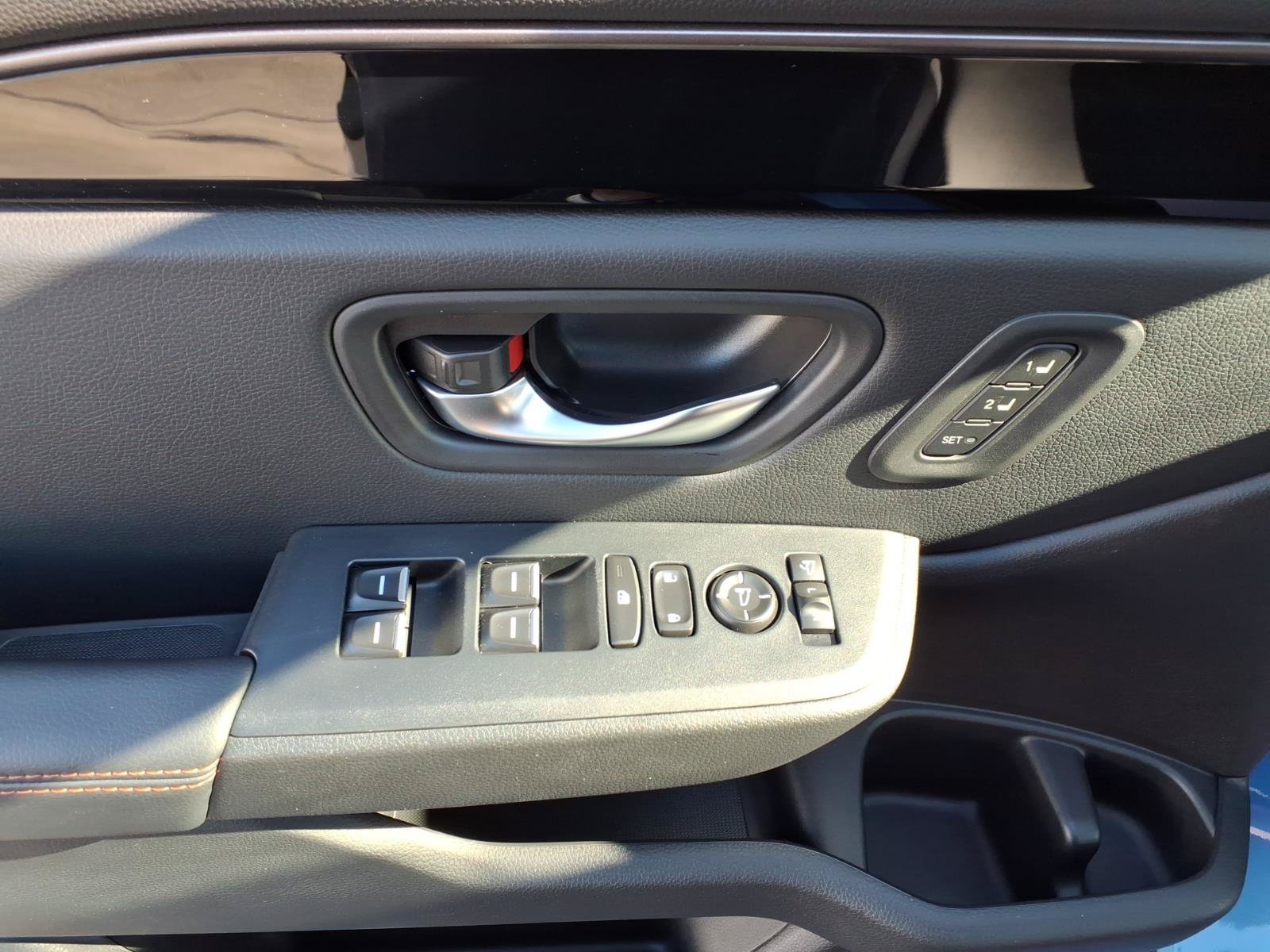 Certified 2024 Honda Pilot TrailSport image 15