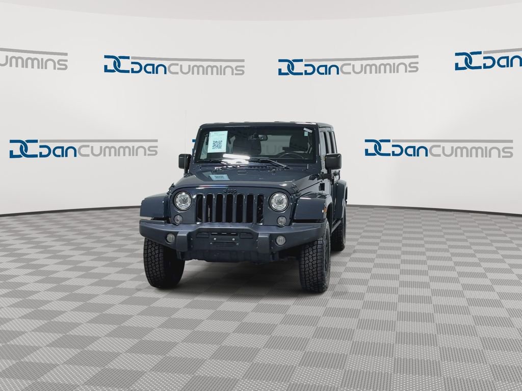 Used 2017 Jeep Wrangler Unlimited Sahara AWD/4WD image 4