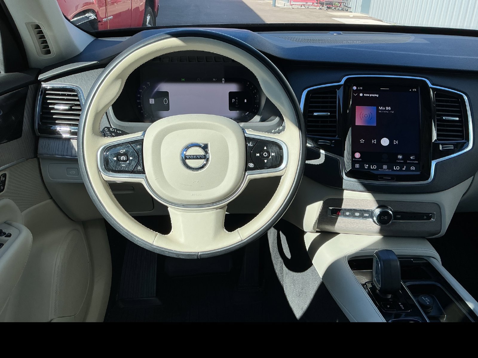 Certified 2023 Volvo XC90 B6 Plus w/ Protection Package Premier AWD/4WD image 13