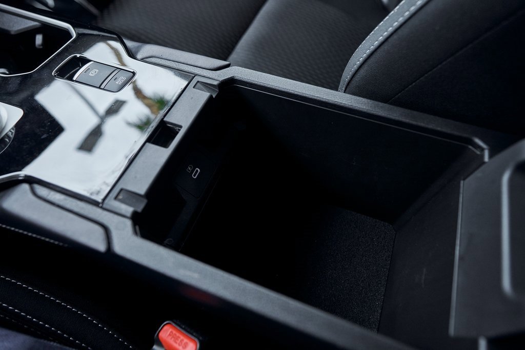 Used 2025 Mitsubishi Outlander ES image 56