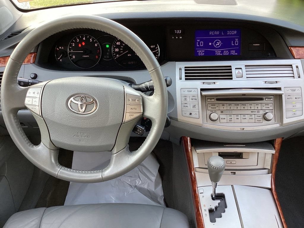 Used 2005 Toyota Avalon FWD image 14